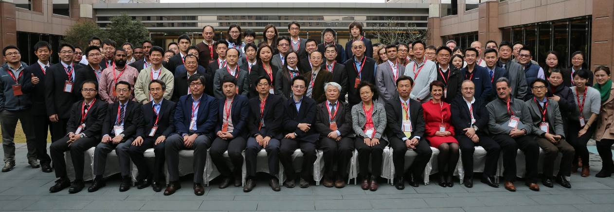圖片，科盛科技張榮語董事長(第1排左8)與公司團隊。